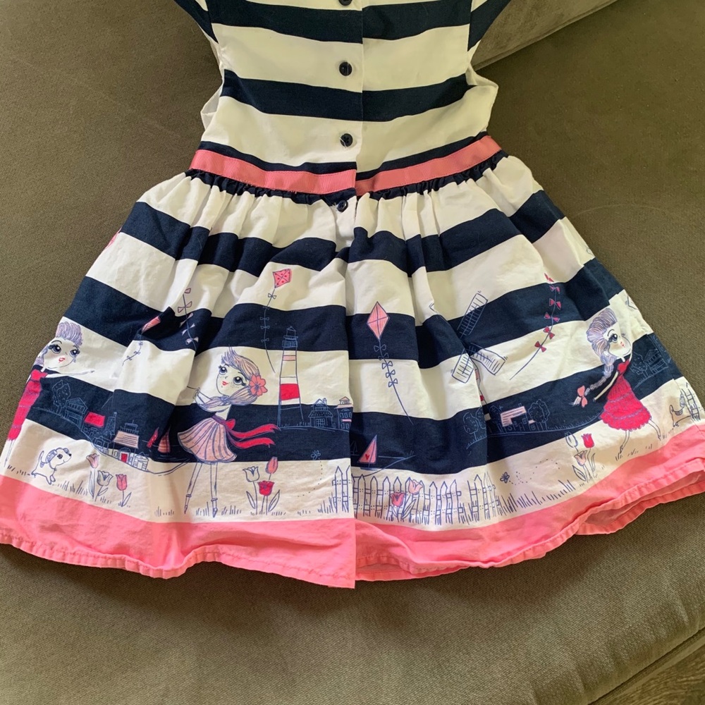 Beautiful Spring Dress - Picture 2 of 2